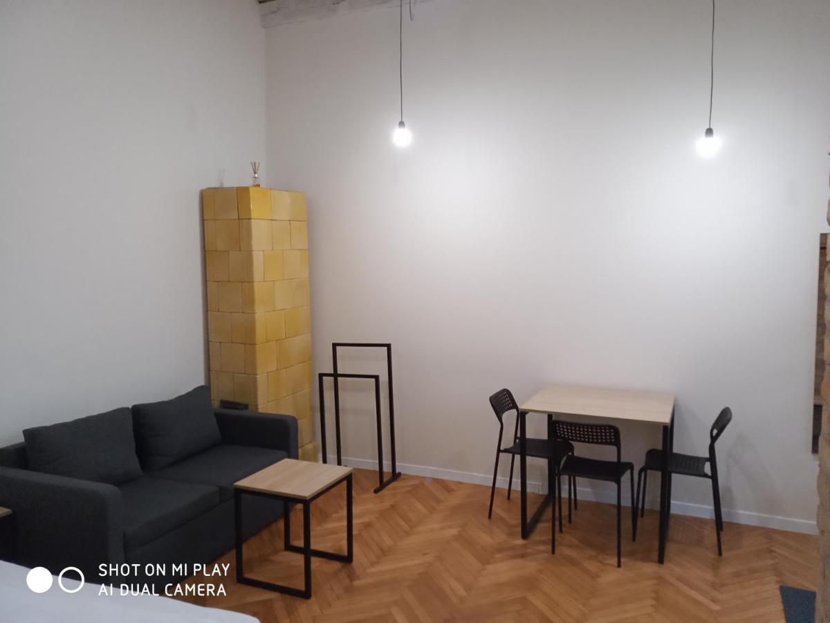 Gogol 14 Апартаменти В Історичному Центрі Міста 乌日霍罗德 外观 照片